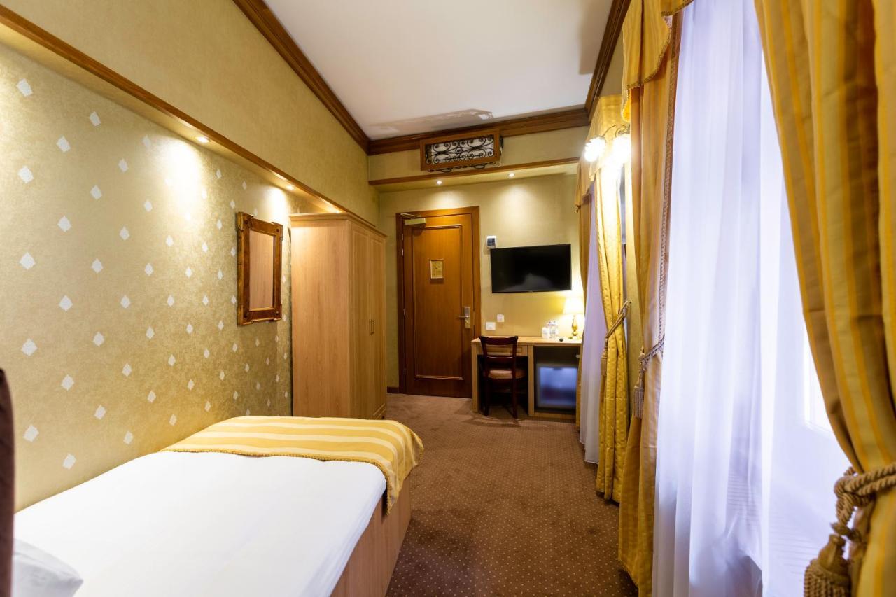 Hotel Am Ring Sibiu Extérieur photo