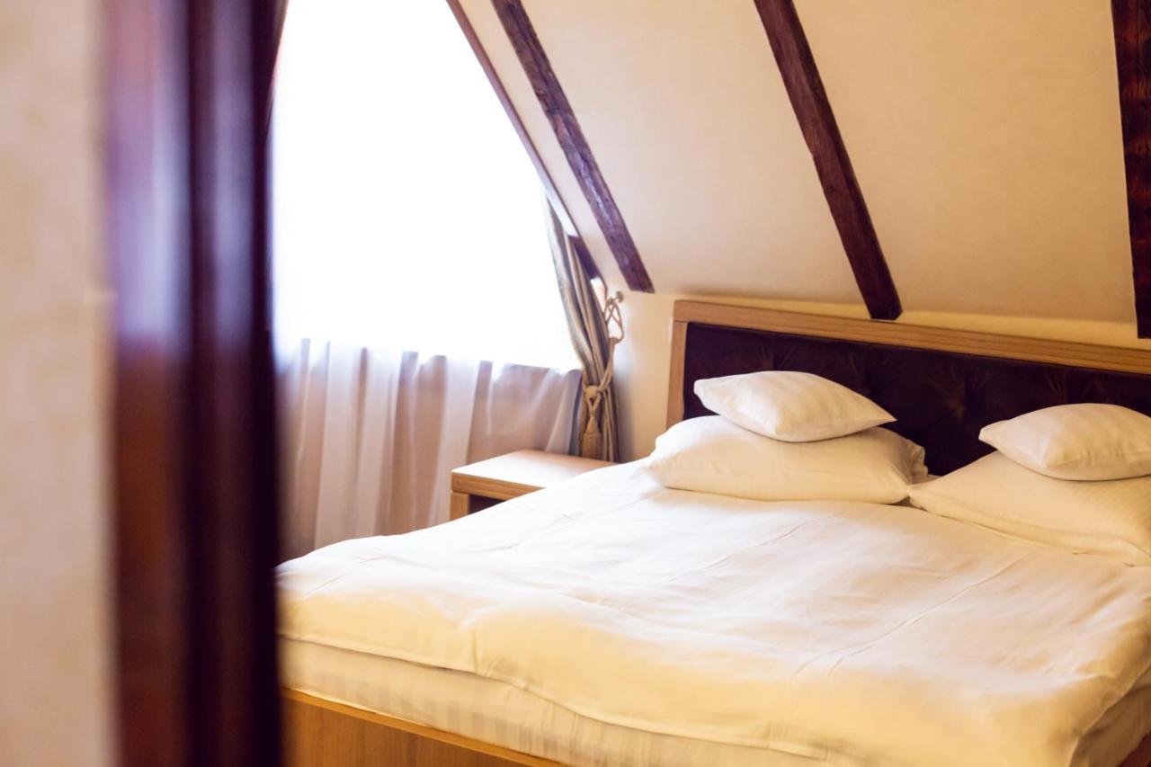 Hotel Am Ring Sibiu Extérieur photo